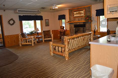 places to stay in baudette mn